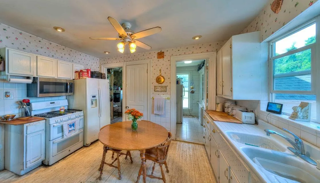 4680 Fitzpatrick Rd, Hillsdale, MI 49242 photo 4